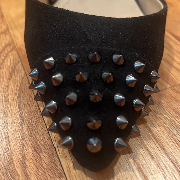 NWT size 9 Zara heel w silver spikes, high covered ankle back w strap - Picture 4 of 4